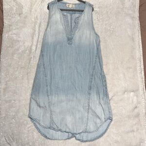 Cloth & Stone Light Denim Dress